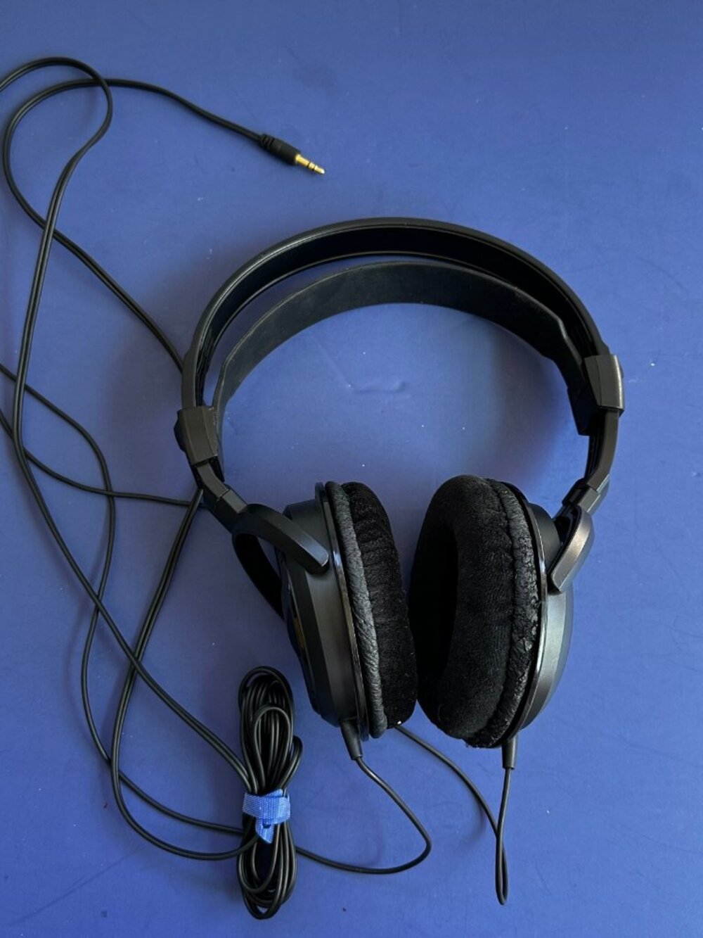 Audio-Technica ATH-AVA300 Open-Back Over-Ear Wired Headphones TESTED